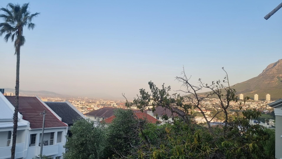 3 Bedroom Property for Sale in Gardens Western Cape